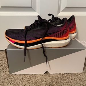 Saucony Endorphin PRO